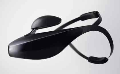 Sony HMZ-T3W head-mounted display upgraded with wireless video